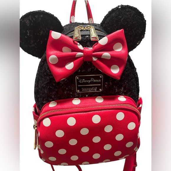 Loungefly Handbags - Loungefly Minnie backpack new gently used